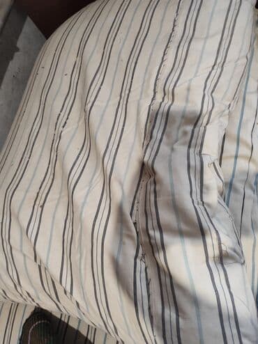 отдам даром матрас: Перина за 3 литра масла — 1