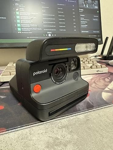 Polaroid Flip. Купил новый в декабре 2025го. Есть Bluetooth приложение