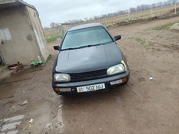 tayota vitz: Volkswagen Golf: 1992 г., Механика, Хэтчбэк — 5