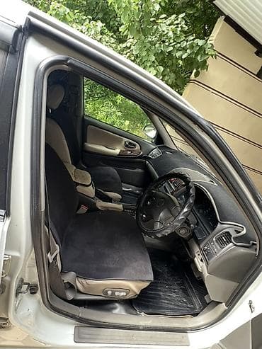 авариные авто: Nissan Cefiro: 2000 г., 2 л, Автомат, Бензин, Седан — 2