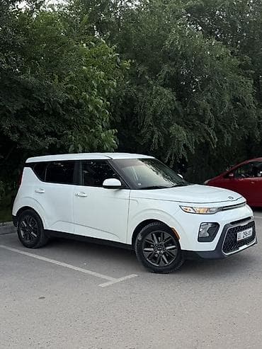 Kia Soul: 2021 г., 2 л, Автомат, Бензин, Кроссовер — 2