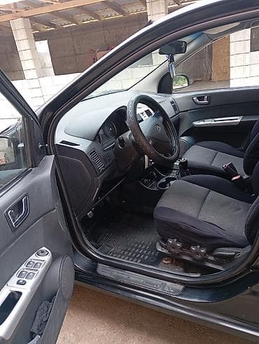 купить опель вектра б: Hyundai Getz: 2005 г., 1.4 л, Механика, Бензин, Хэтчбэк — 4