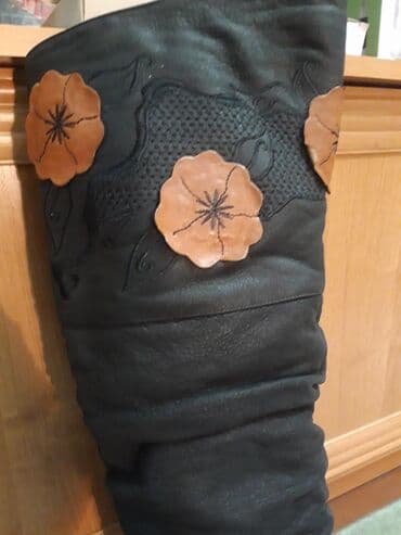 обувь для охоты: Продаю зимние сапоги из кожи, с натуральным мехом, прошу 4000 сом — 3