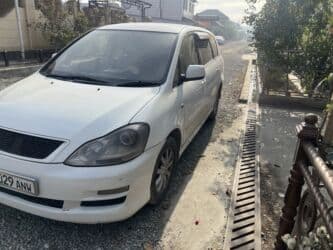 машина для инвалидов: Toyota Ipsum: 2003 г., 2.4 л, Автомат, Бензин, Минивэн — 3