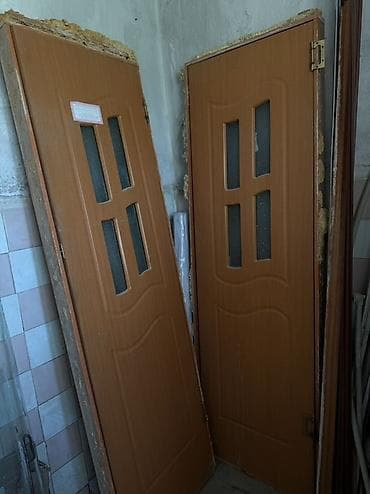 прихожая с зеркалом: Межкомнатные двери (2 шт.) - Материал: полотно с отделкой под — 1