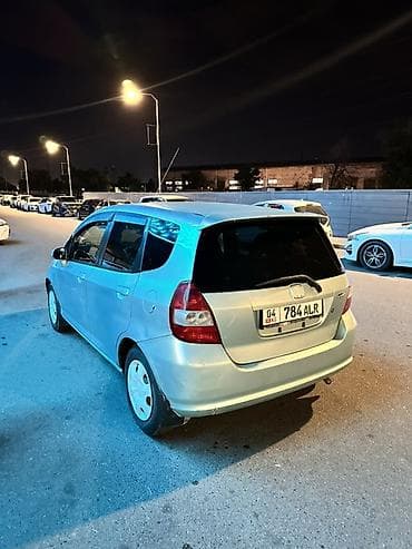 bcd com: Honda Fit: 2002 г., 1.3 л, Автомат, Бензин, Хэтчбэк — 3