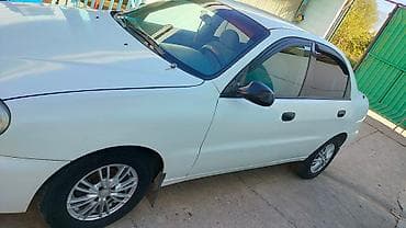 Daewoo Lanos: 1999 г., 1.6 л, Механика, Бензин, Седан — 2