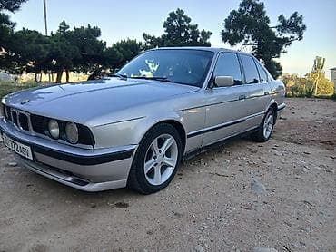 Унаа: BMW 5 series: 1993 г., 2 л, Кол менен иштөөчү, Бензин, Седан — 3