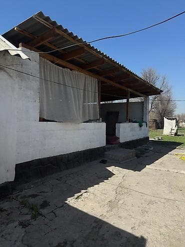 большой сад: Просторный частный дом с традиционным интерьером. - 5комнат,есть — 9