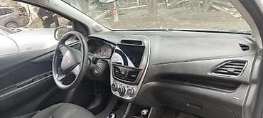 honda s2000: Chevrolet Spark: 2017 г., 1 л, Вариатор, Бензин, Хэтчбэк — 6