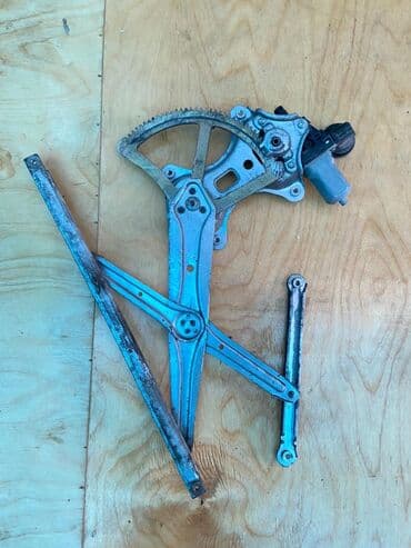 репетитор математики на английском языке: Механизм стеклоподъемника Переднее левое Toyota, 2003 г., Б/у, Оригинал — 2