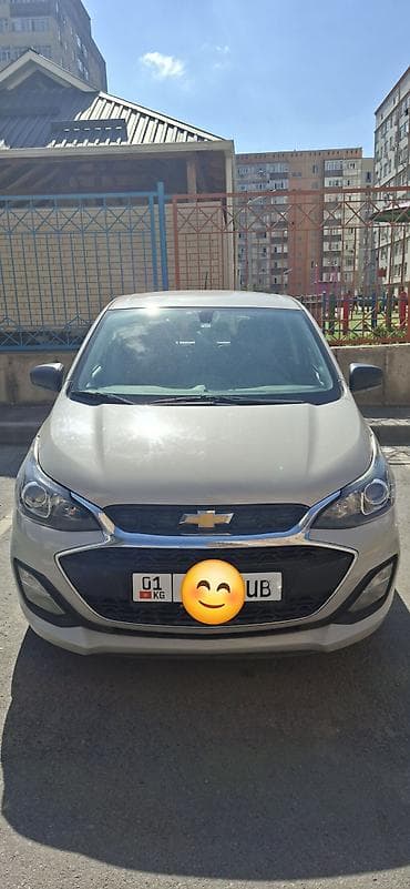 Chevrolet Spark: 2019 г., 1 л, Автомат, Бензин, Хэтчбэк
