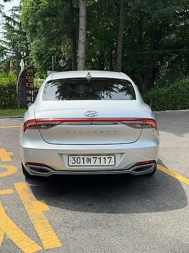 byd e2 2022: Hyundai Grandeur: 2021 г., Бензин, Седан — 7