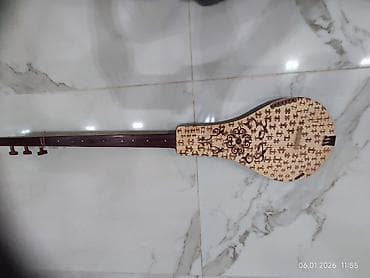 ноты комуза: Национальный струнный инструмент — комуз с чехлом. - Тип — 1