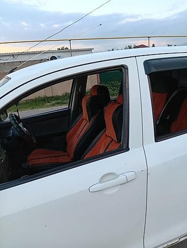 e2 byd: Mazda Demio: 2003 г., 1.3 л, Автомат, Бензин, Хэтчбэк — 4
