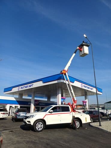 домкраты гидравлические: Автовышка 12 метров — 1