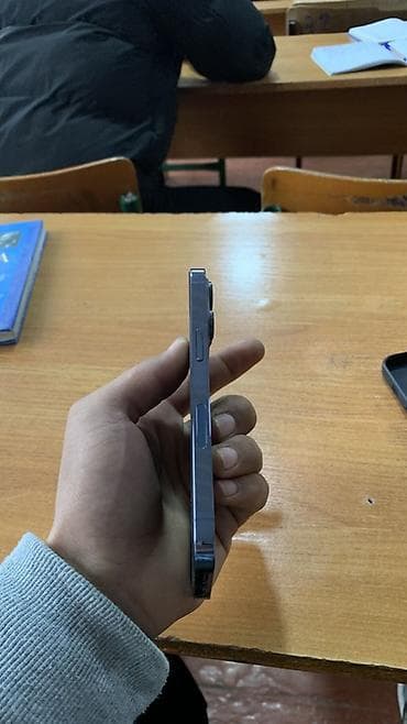 samsung galaxy a31: IPhone 13 Pro, 256 ГБ, Blue Titanium, 79 % — 2