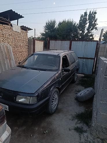Volkswagen Passat: 1991 г., Механика, Универсал — 1