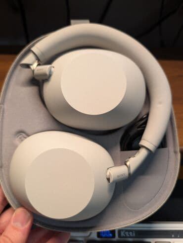 Ноутбуктар: 🎧 Наушники Sony WH-1000XM6 — фактически новые! Премиум бежевый цвет — 1