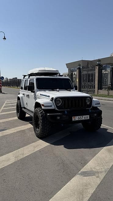 Jeep Wrangler: 2024 г., 2 л, Автомат, Гибрид, Внедорожник at lalafo.kg Jeep Wrangler: 2024 г., 2 л, Автомат, Гибрид, Внедорожник