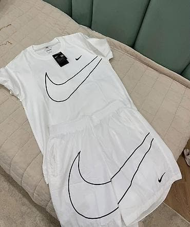 Айымдардын кийими: Спортивный комплект Nike футболка + шорты, белый цвет. Футболка: M — 1