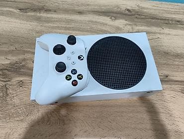 ps3 320gb: Игровая консоль Xbox Series S (белая) с беспроводным геймпадом — 1