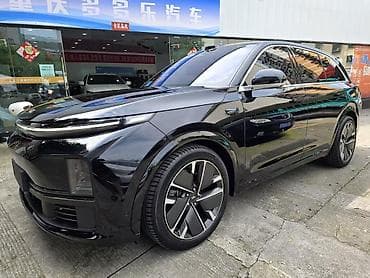 Lixiang L7: 2025 г., 1.5 л, Автомат, Гибрид, Внедорожник — 3