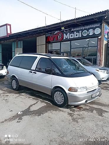 golf 3: Toyota Previa: 1994 г., Автомат, Бензин, Минивэн — 4