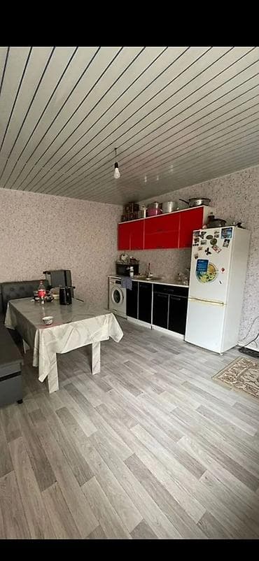 60 м², 3 комнаты, Забор, огорожен