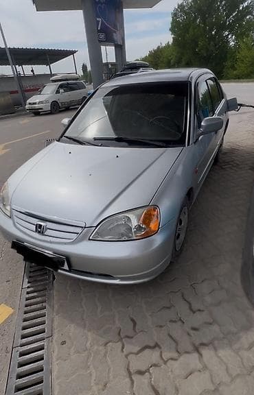 Honda Civic: 2001 г., 1.7 л, Вариатор, Бензин, Седан