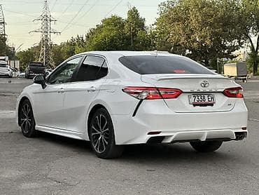 накладка камри: Toyota Camry: 2020 г., 2.5 л, Автомат, Бензин, Седан — 7