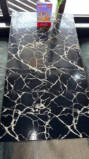 Стол жана отургуч комплекттери: Кафе үчүн үстөл жана отургуч — 4