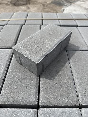 кунажын бишкек: Кирпич брусчатка, Унаа токтотуучу жай үчүн, Бетондон, Басылган, Жаңы, Кепилдиги, Коюу — 1