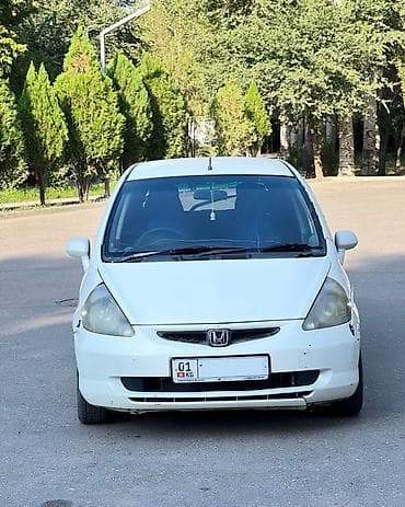 Продажа авто: Honda Fit: 2003 г., 1.3 л, Вариатор, Бензин, Хэтчбэк — 4