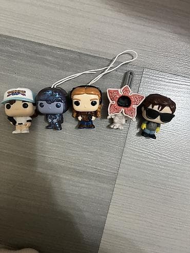 it line kg: Фигурки из фильма очень странные дела — 1