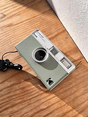 Пленочная камера Kodak Ektar H35 (half-frame) - Компактная 35-мм