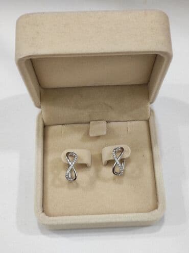 эксклюзивные свадебные пригласительные: Серебряные серьги Бесконечность Серебро 925 Для заказа пишите на — 2