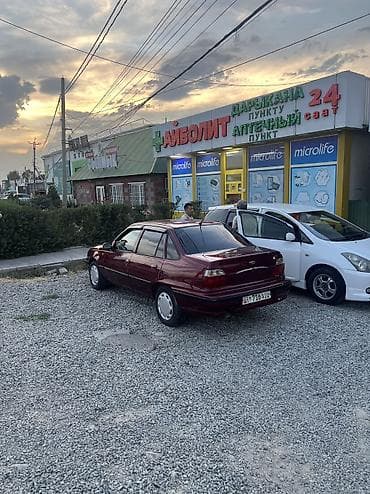Унаа: Daewoo Nexia: 2008 г., 1.5 л, Кол менен иштөөчү, Бензин, Седан — 5