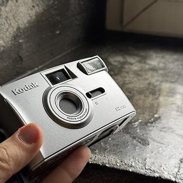Плёночный фотоаппарат Kodak EC100 Внешне в хорошем состоянии, без