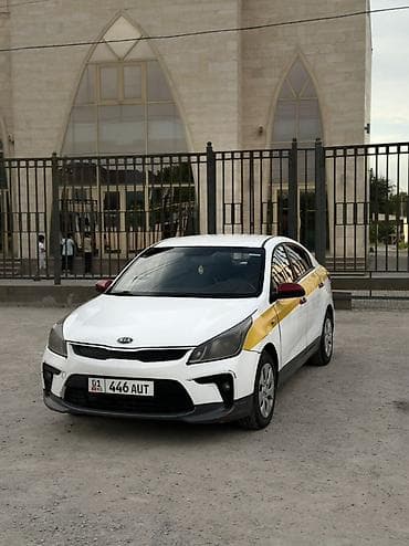 Kia Rio: 2019 г., 1.6 л, Автомат, Бензин, Седан