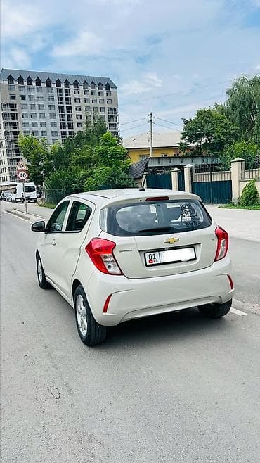 Продажа авто: Chevrolet Spark: 2018 г., 1 л, Автомат, Бензин, Хэтчбэк — 5