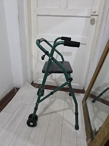 электронный коляска: Пожилые/реабилитационные ходунки с сиденьем и колесами - Тип — 4