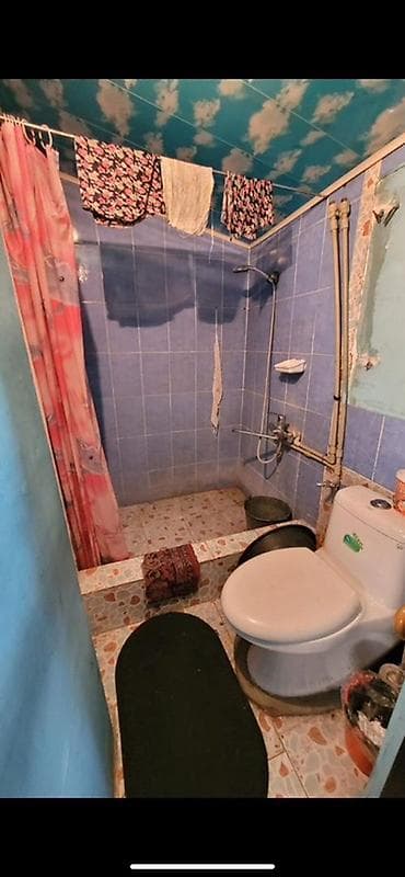 Дома: Продается жилой дом барачного типа. 📍 Ленинский район, ул. Панфилова — 3