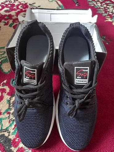 nike react: Кроссовки матерчатые — 1