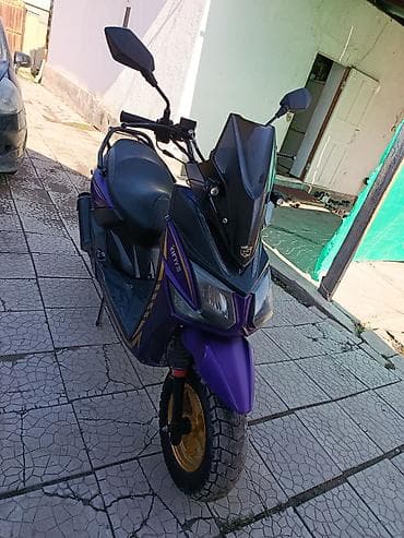 диски скутер: Скутер спортивного стиля, фиолетовый с черными элементами.На ходу без — 3