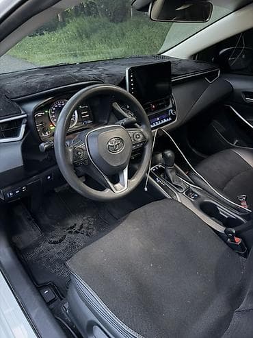 byd e2 2022: Toyota Corolla: 2019 г., 1.8 л, Вариатор, Гибрид, Седан — 8