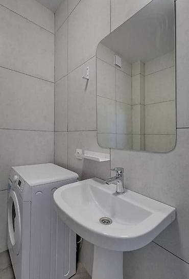 комната студия: + Студия с современной отделкой и мебелью - Планировка: единое — 4