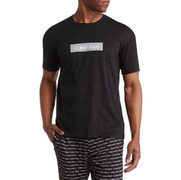 Айымдардын кийими: CALVIN KLEIN. футболка с логотипом.Верный размер.Считается стандартной — 2