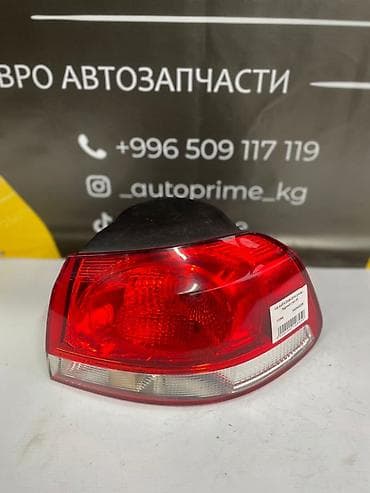 golf 2: Задний правый стоп-сигнал Volkswagen 2008 г., Б/у, Оригинал, Германия — 1