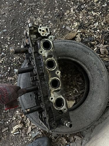 срв 5: Головка блока цилиндров (ГБЦ) для рядного 4‑цилиндрового двигателя — 3